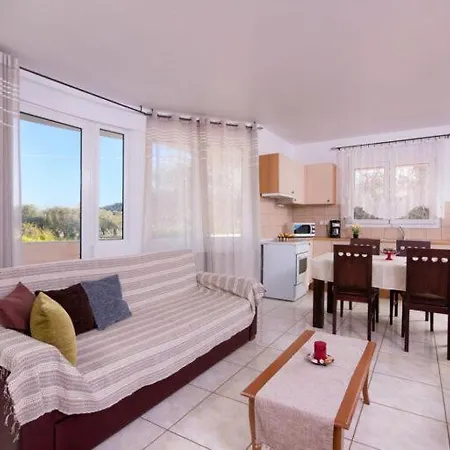 Mouses Thassos アパート