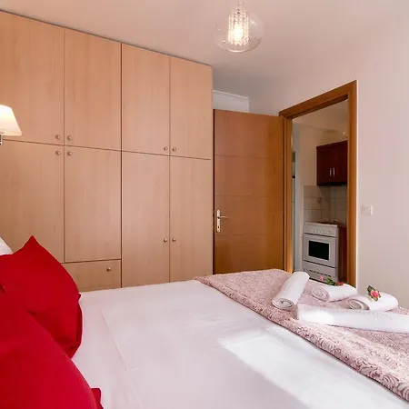 Mouses Thassos Limenas (Thasos)