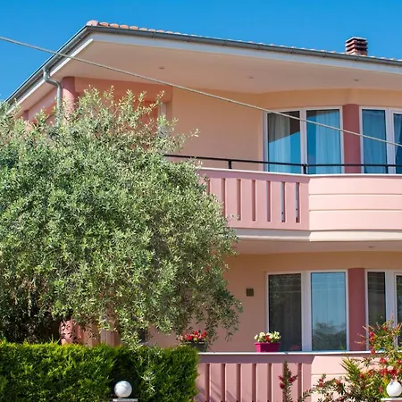 Mouses Thassos לימנאס